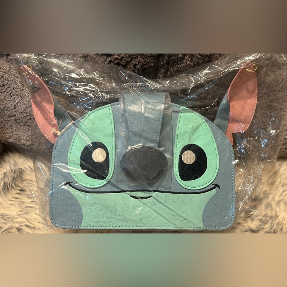 Loungefly Disney Stitch Crossbody bag